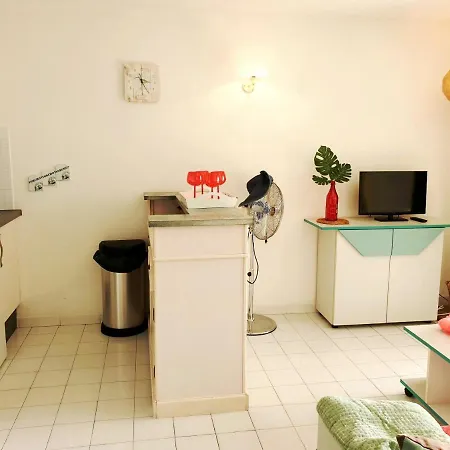 Savanna I Joli T2 Piscine Vue Cap D'agde Appartamento *